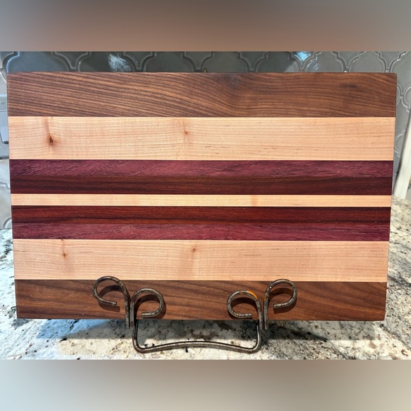 Texas Authentic Hand Crafted 🪵 Wooden Cutting Board☃️ Small Business 💕